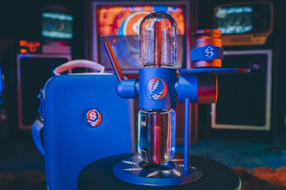 stündenglass x grateful dead gravity infuser 360 degrees bong vaporizer stündenglass x grateful dead gravity infuser 360 degrees bong vaporizer